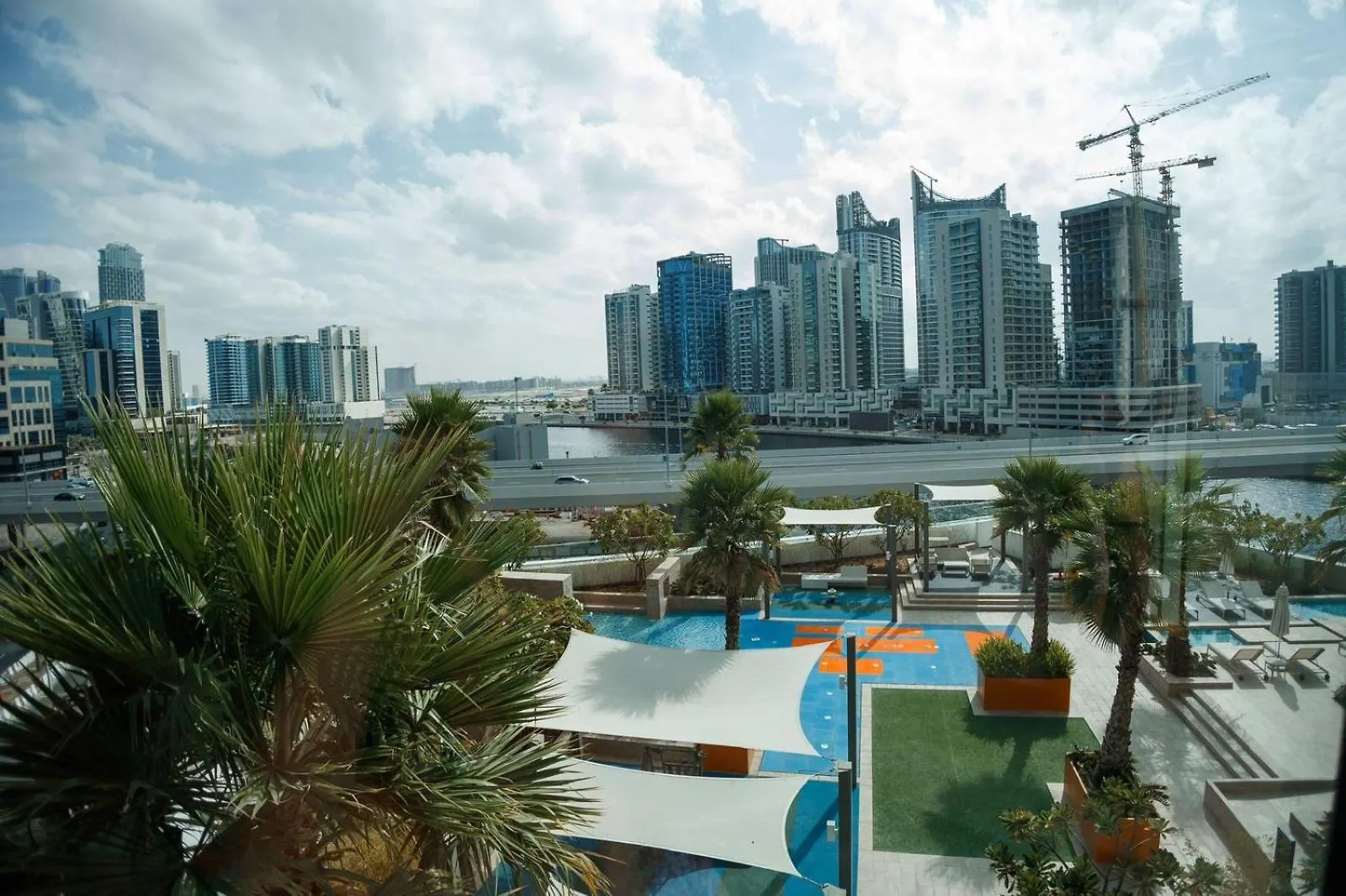 Damac Prive L Canal View L Great Location Dubai Apartment