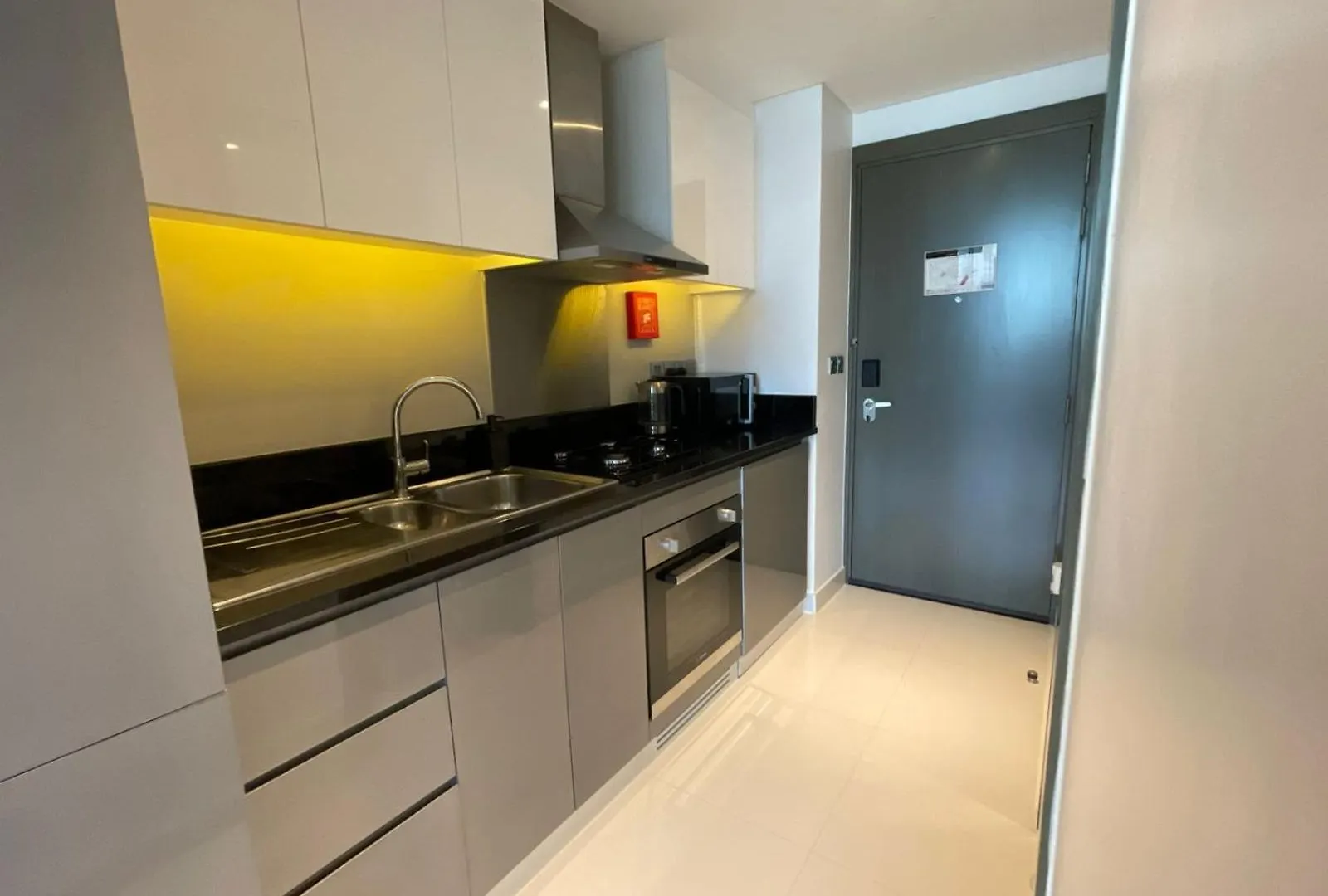 Damac Prive L Canal View L Great Location Dubai Apartment